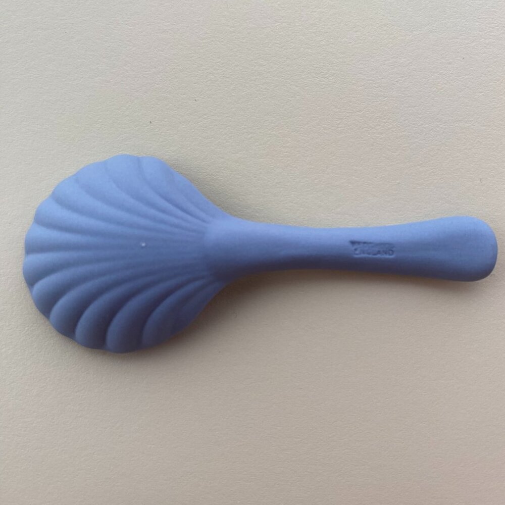 Wedgwood Blue Jasperware Christening Spoon with White Motif - Cupid and Lilies - Picture 7 of 8